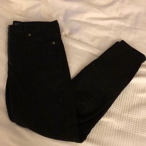 Gap Black Ankle Skinny Jeans w/ front zipper